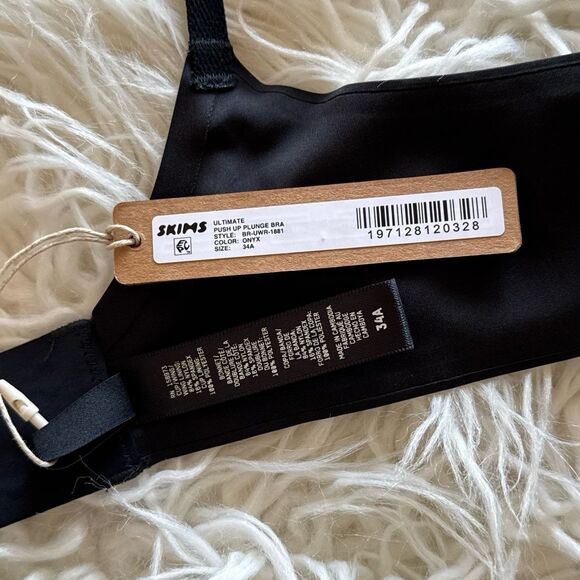 Skims Ultimate Push up Plunge Bra Onyx Size 34A - Picture 10 of 10